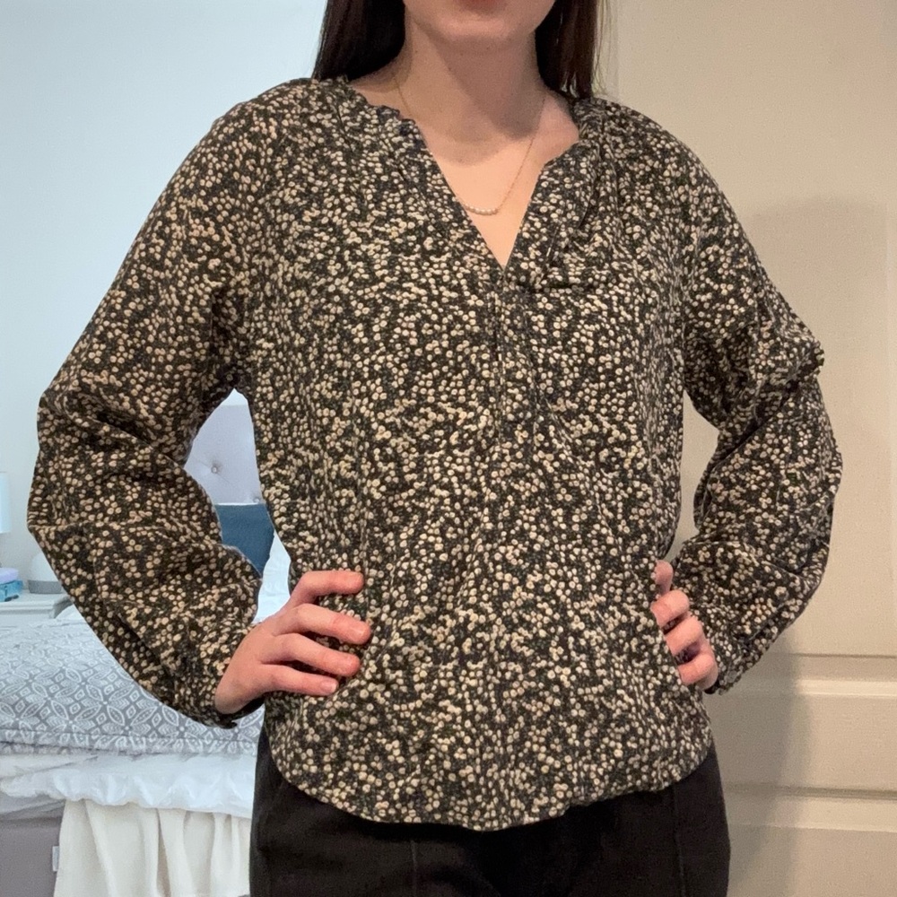 Universal Thread Floral Patterned Top with Bell Sleeves